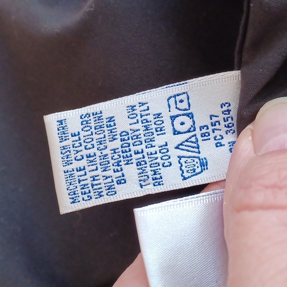 IZOD Black Pullover Jacket With Pockets, Zipper, Ribbed Wrists & Hem W-XL - Picture 7 of 7